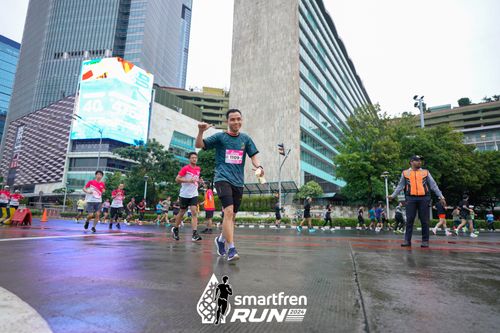 Race photo from Smartfren Run 2024