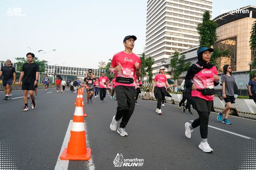 Race photo from Smartfren Run 2025 