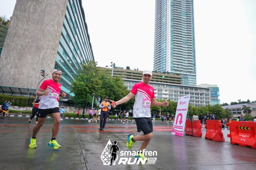 Race photo from Smartfren Run 2024