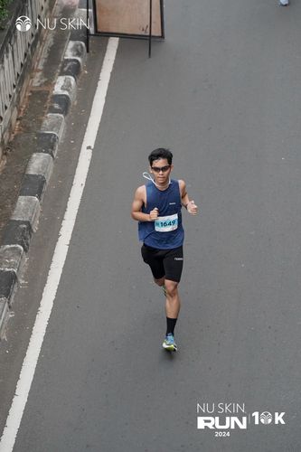 Race photo from Nu Skin Run 10K