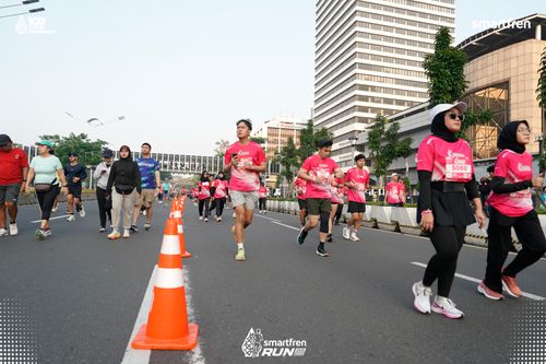 Race photo from Smartfren Run 2025 