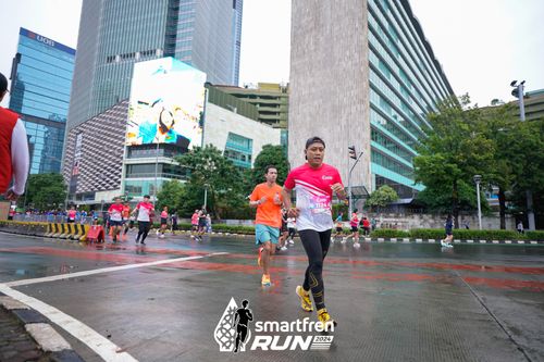 Race photo from Smartfren Run 2024