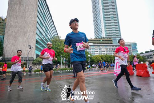 Race photo from Smartfren Run 2024
