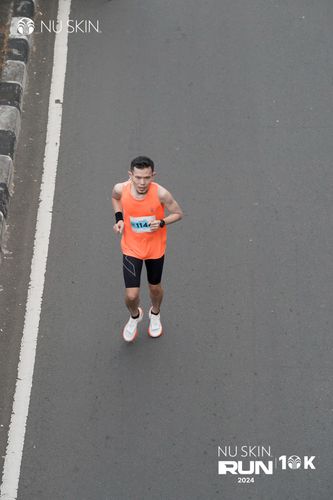 Race photo from Nu Skin Run 10K
