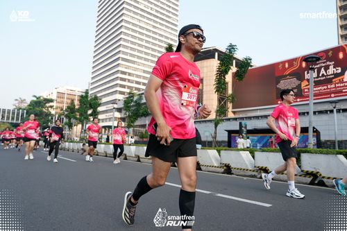 Race photo from Smartfren Run 2025 