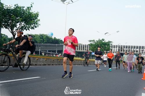 Race photo from Smartfren Run 2025 
