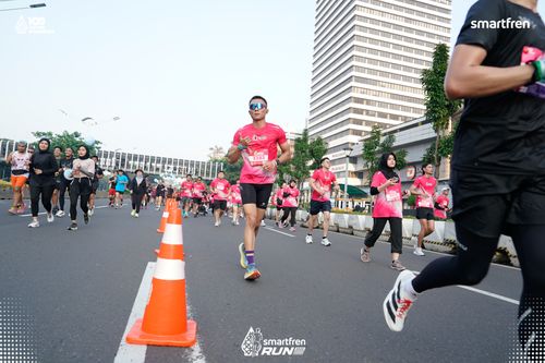 Race photo from Smartfren Run 2025 