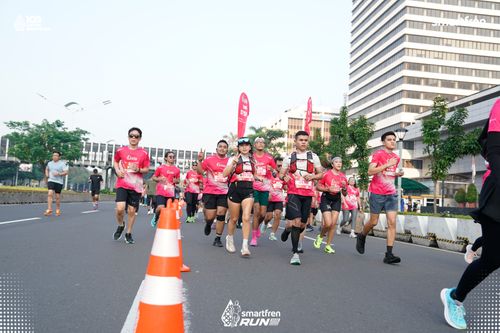 Race photo from Smartfren Run 2025 