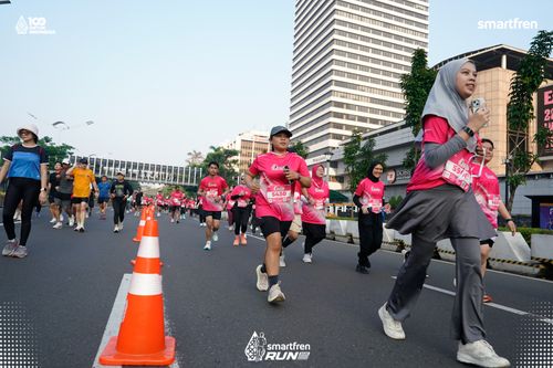 Race photo from Smartfren Run 2025 