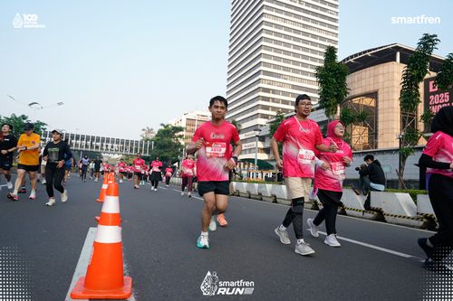 Race photo from Smartfren Run 2025 