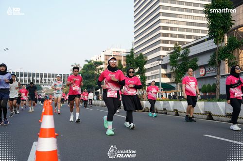 Race photo from Smartfren Run 2025 