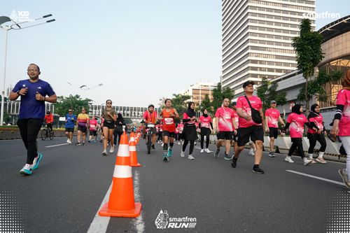 Race photo from Smartfren Run 2025 