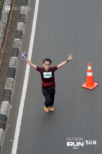 Race photo from Nu Skin Run 10K