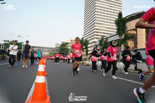 Race photo from Smartfren Run 2025 