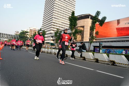 Race photo from Smartfren Run 2025 