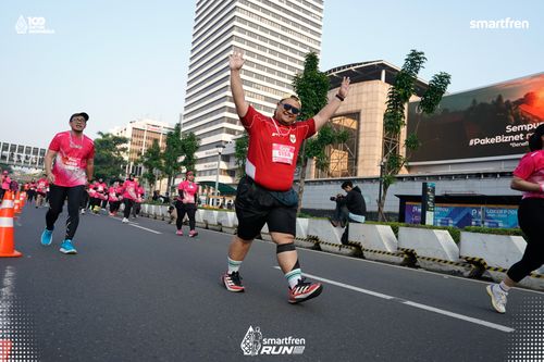 Race photo from Smartfren Run 2025 