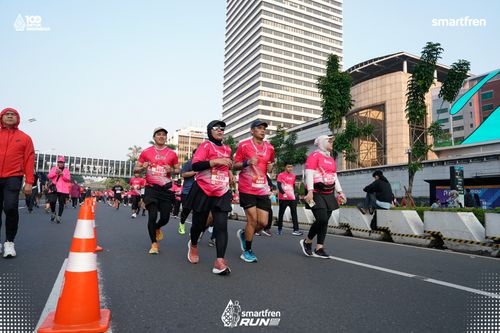 Race photo from Smartfren Run 2025 