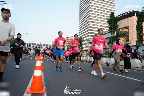 Race photo from Smartfren Run 2025 