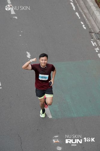 Race photo from Nu Skin Run 10K