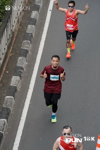 Race photo from Nu Skin Run 10K