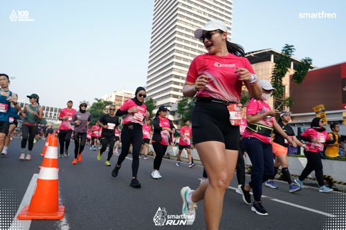 Race photo from Smartfren Run 2025 