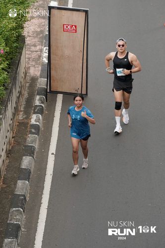 Race photo from Nu Skin Run 10K