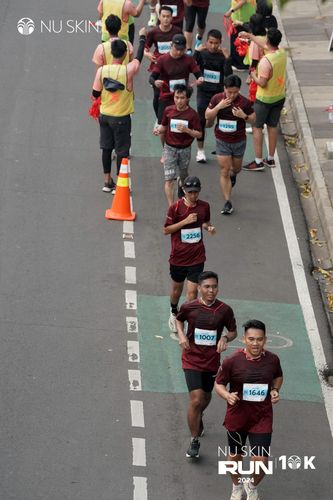 Race photo from Nu Skin Run 10K