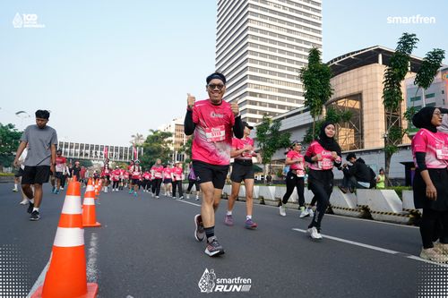 Race photo from Smartfren Run 2025 