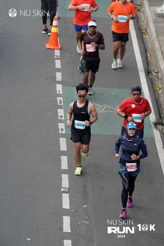 Race photo from Nu Skin Run 10K