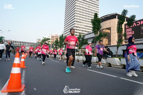Race photo from Smartfren Run 2025 