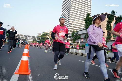 Race photo from Smartfren Run 2025 