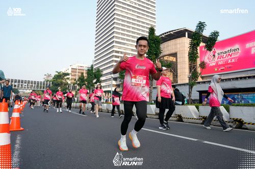 Race photo from Smartfren Run 2025 