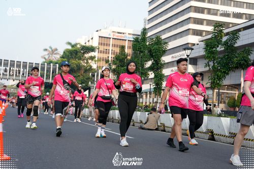 Race photo from Smartfren Run 2025 