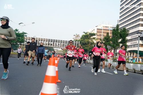Race photo from Smartfren Run 2025 