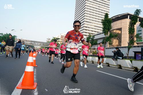 Race photo from Smartfren Run 2025 