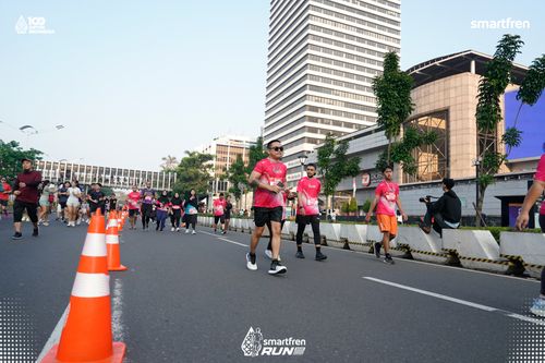 Race photo from Smartfren Run 2025 