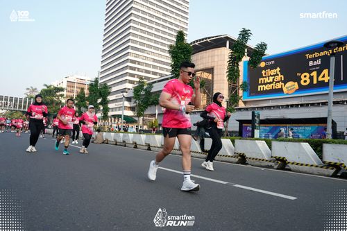 Race photo from Smartfren Run 2025 