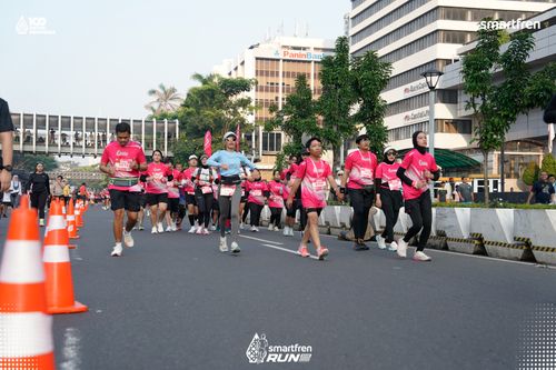 Race photo from Smartfren Run 2025 