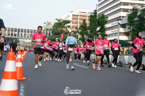 Race photo from Smartfren Run 2025 