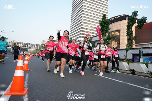 Race photo from Smartfren Run 2025 