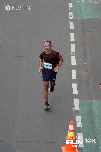 Race photo from Nu Skin Run 10K