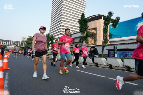 Race photo from Smartfren Run 2025 
