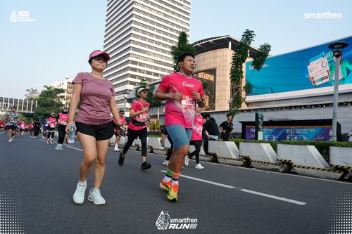 Race photo from Smartfren Run 2025 