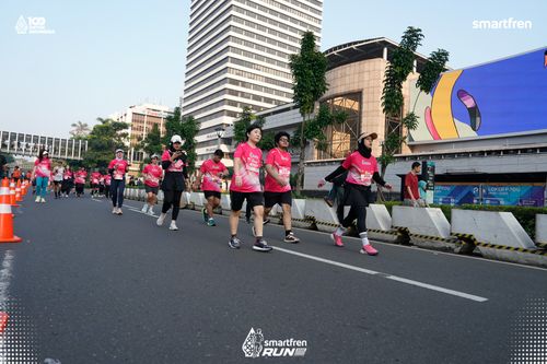 Race photo from Smartfren Run 2025 