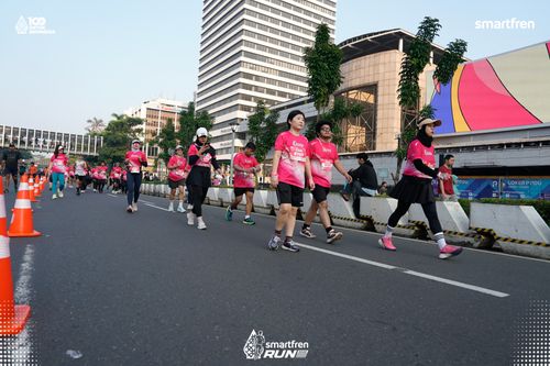 Race photo from Smartfren Run 2025 