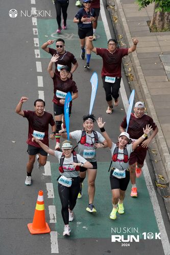 Race photo from Nu Skin Run 10K