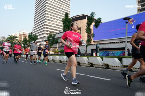 Race photo from Smartfren Run 2025 