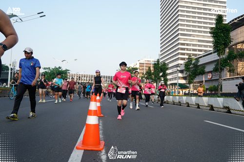 Race photo from Smartfren Run 2025 