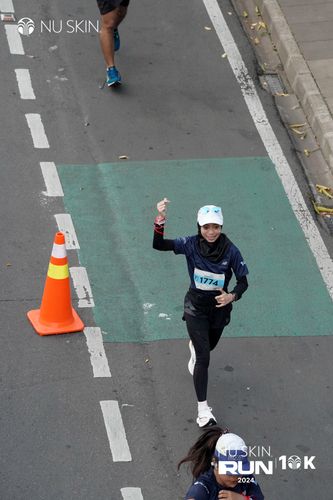 Race photo from Nu Skin Run 10K