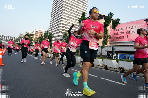 Race photo from Smartfren Run 2025 